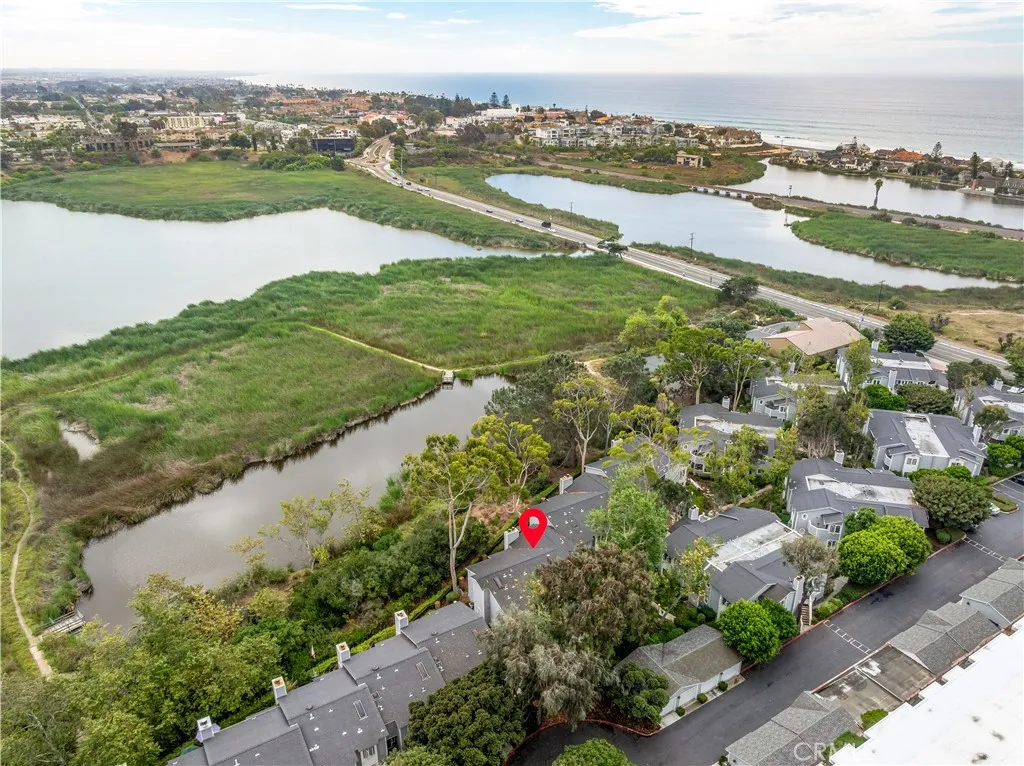 https://cdn.realtyfeed.com/cdn/127/306654989/a9ac0fbde286aced354233eea3ad1c31.webp