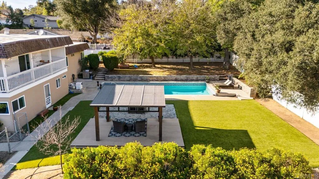 https://cdn.realtyfeed.com/cdn/127/306655007/c47e7116da70ac842a163b252626590a.webp