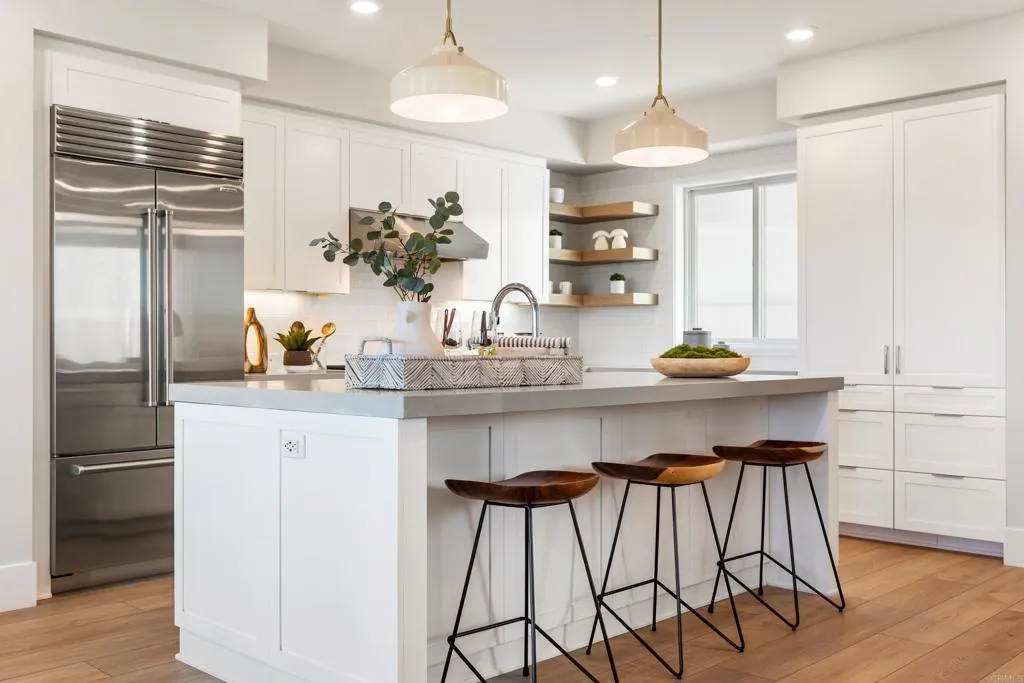 https://cdn.realtyfeed.com/cdn/127/306655032/bf5b4aa0506be1acda773605704c0935.webp