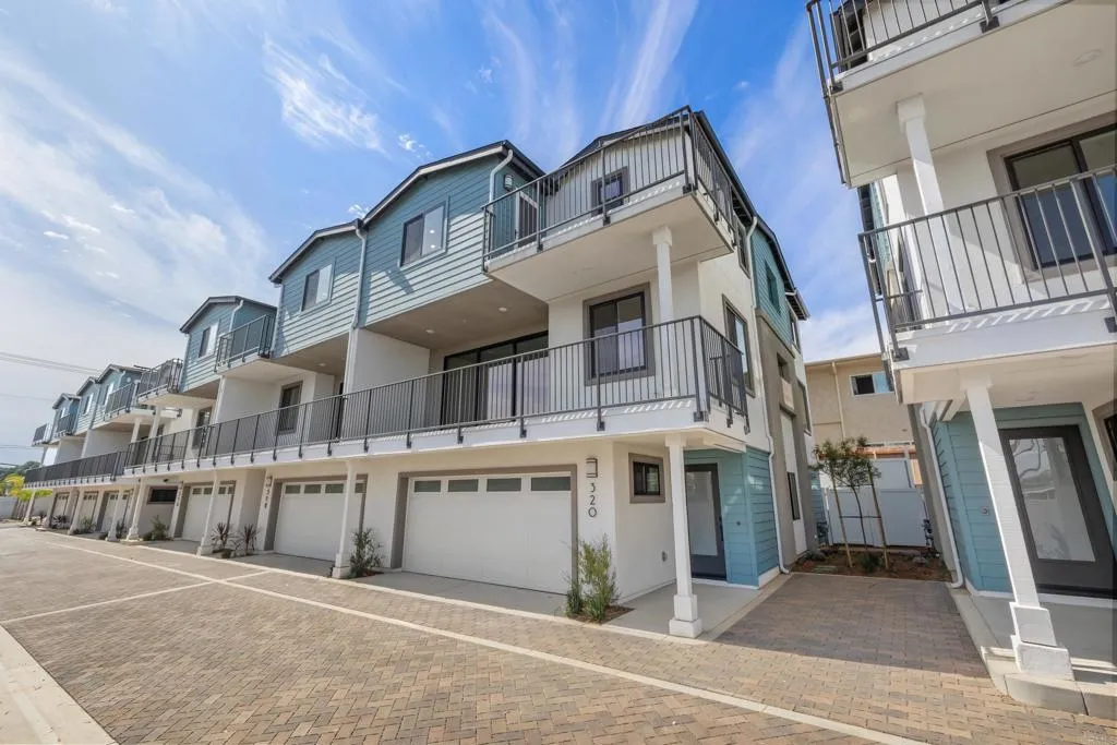 320 Chinquapin Avenue, Carlsbad, CA, 92008