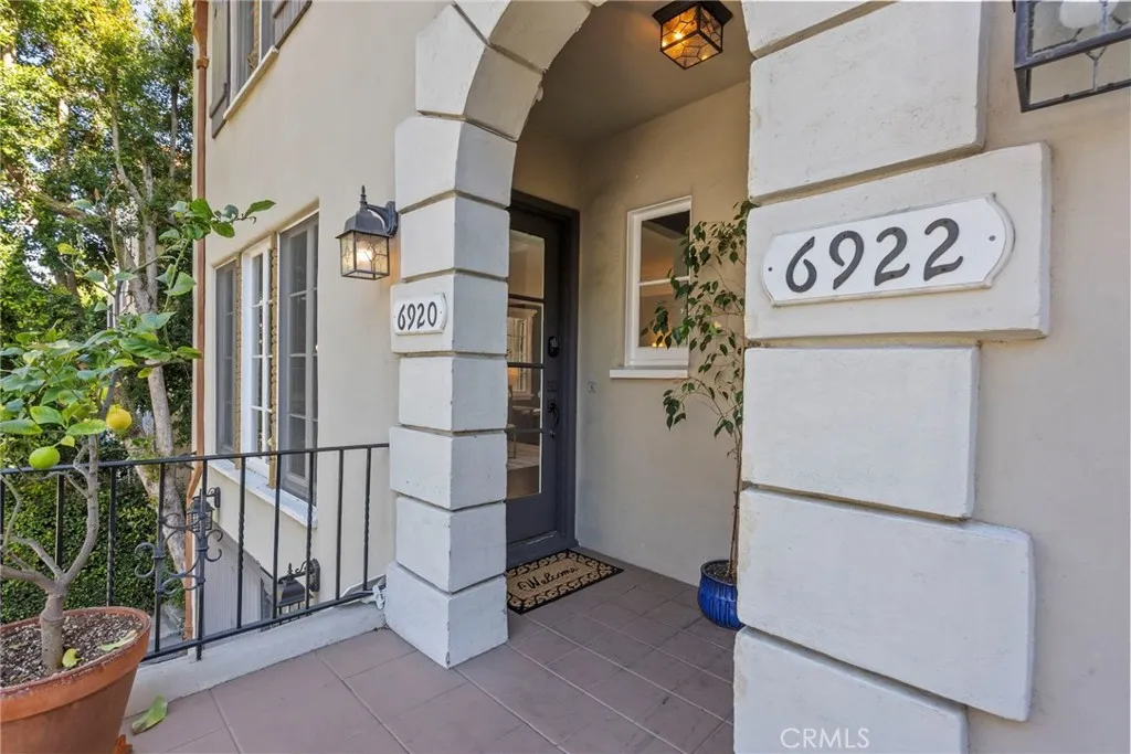 6920 Camrose Drive, Los Angeles, CA 90068 - Photo 2 of 29, Los Angeles, CA