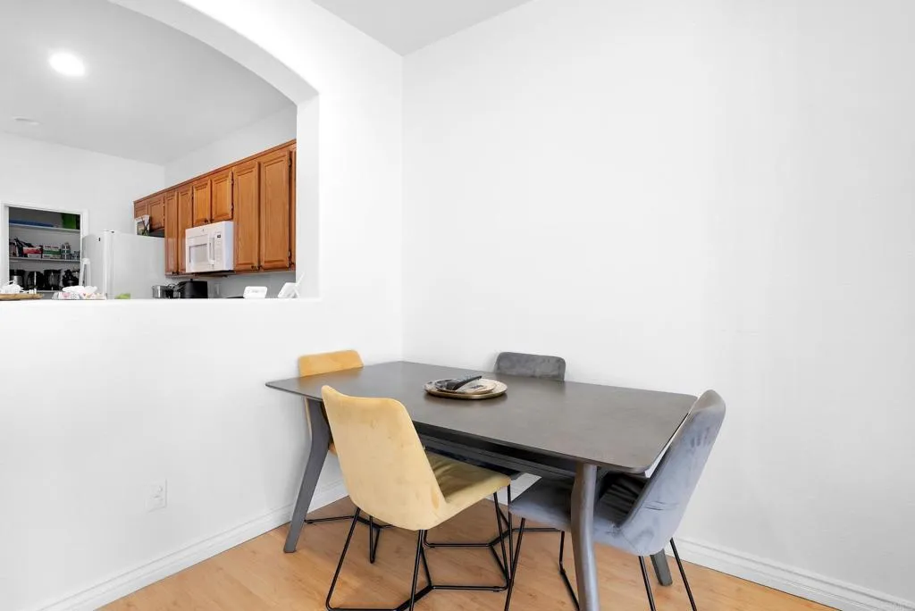 https://cdn.realtyfeed.com/cdn/127/306655061/f519b0fad87f476b9e619df8f6c65d28.webp