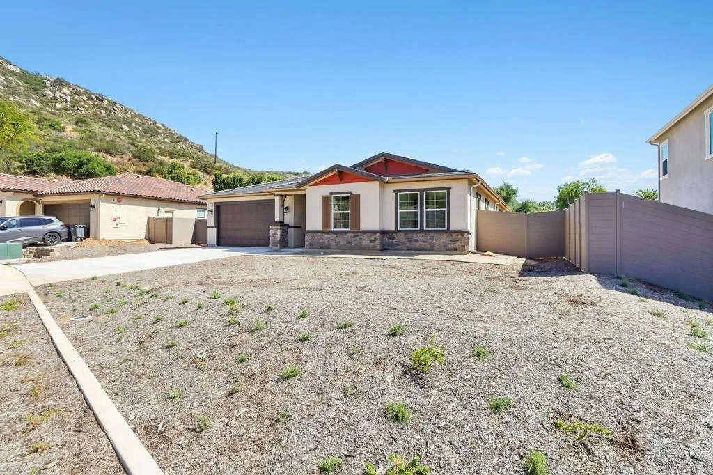https://cdn.realtyfeed.com/cdn/127/306655098/224c2fb8ebb2158e151524a02276c7dd.webp
