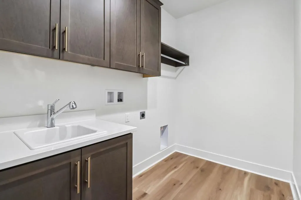 https://cdn.realtyfeed.com/cdn/127/306655098/9e6e68804816d3e20bedf8a566b08e3d.webp