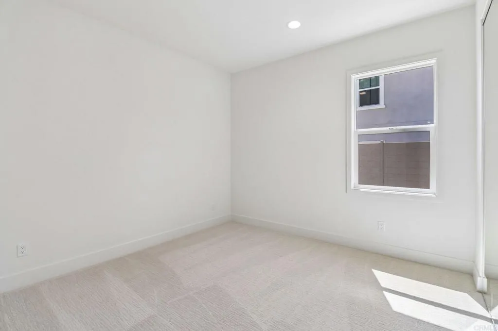 https://cdn.realtyfeed.com/cdn/127/306655098/ca07354346c3a5ccf5d483af186038b4.webp