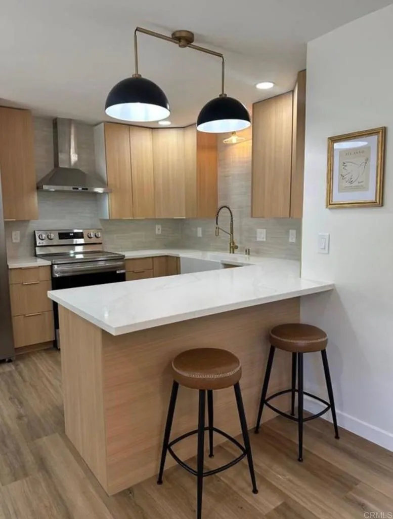 5725 Linda Vista Road 8