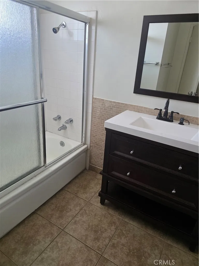 766 Pillsbury, Lancaster, CA, 93535