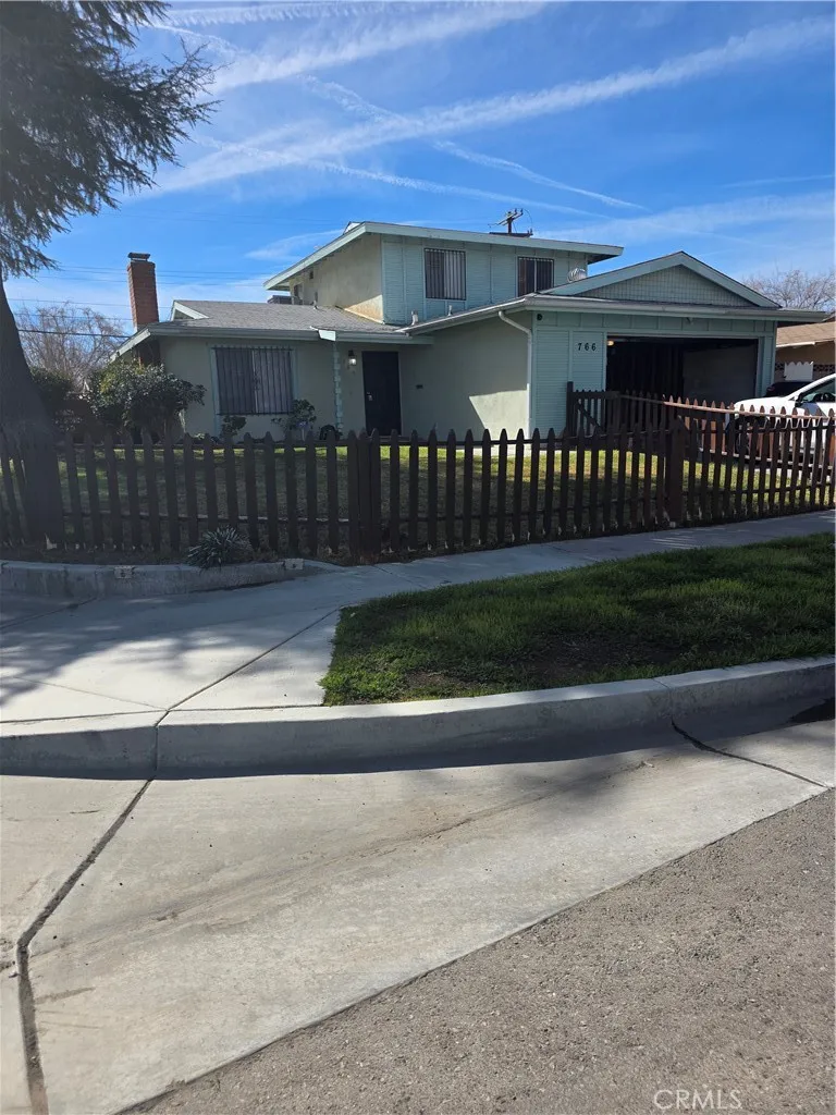 766 Pillsbury, Lancaster, CA, 93535