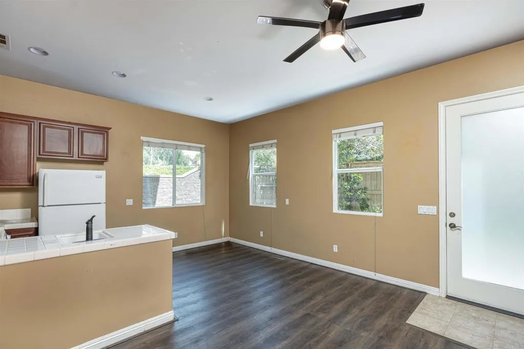 https://cdn.realtyfeed.com/cdn/127/306655170/1af298b268acc9f0b6eaf75b43362bac.webp