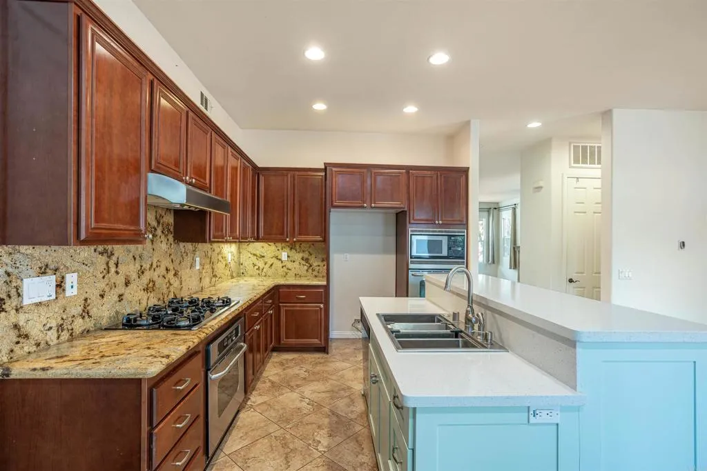 https://cdn.realtyfeed.com/cdn/127/306655170/5c57ed13c03c82f90ee438f1b91ba988.webp