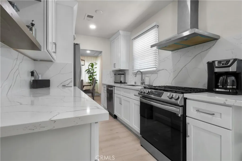 200 E Barclay Street, Long Beach, CA 90805 - Photo 3 of 25, Long Beach, CA