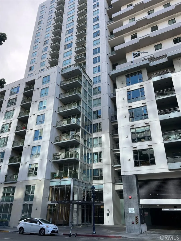 https://cdn.realtyfeed.com/cdn/127/306655244/a0d3f4bfd236275b54bf72cf3d09d9c1.webp