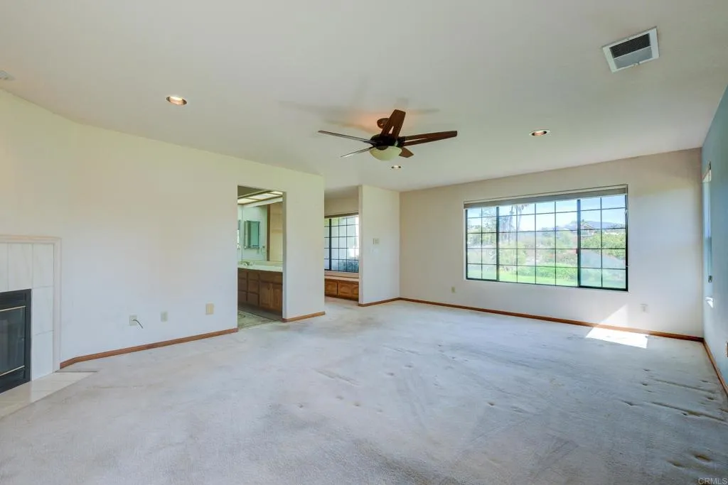 https://cdn.realtyfeed.com/cdn/127/306655304/274860813eaf7a04106778b597fb8bcb.webp