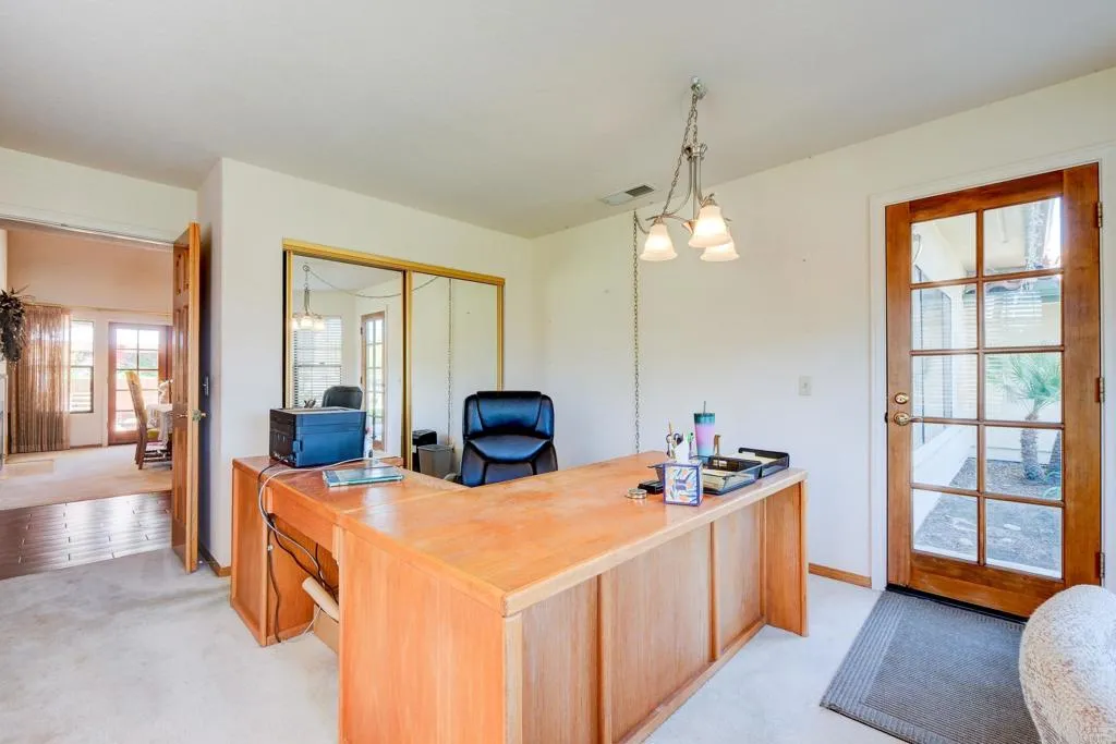 https://cdn.realtyfeed.com/cdn/127/306655304/89f6d193b40d634f92429a063feae0df.webp