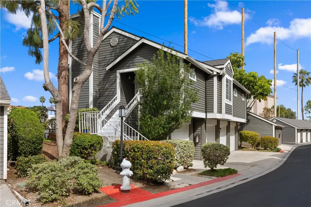 2330 Vanguard Way Unit L101