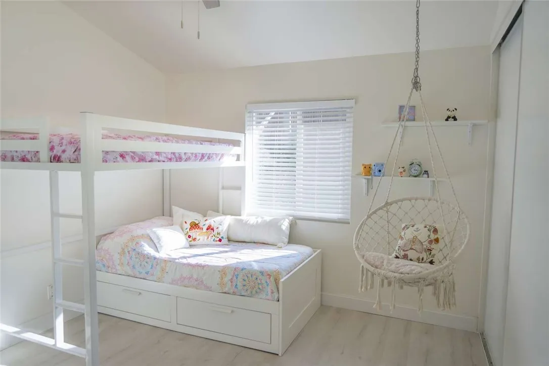 https://cdn.realtyfeed.com/cdn/127/306655388/8e74fa6cd0ee3b62856a1ffe4fb8bba3.webp