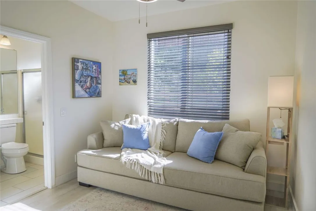 https://cdn.realtyfeed.com/cdn/127/306655388/c47d44b7b4d6a253363eca1cc88c4cf7.webp