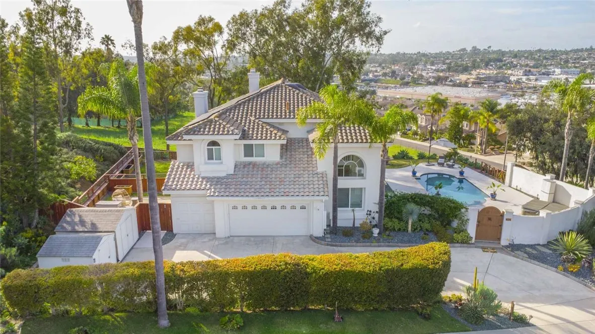https://cdn.realtyfeed.com/cdn/127/306655388/e594915fe0b0882cc55564da32225fbe.webp