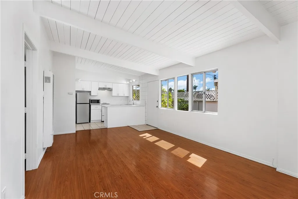 1124 Victoria, Costa Mesa, CA, 92627