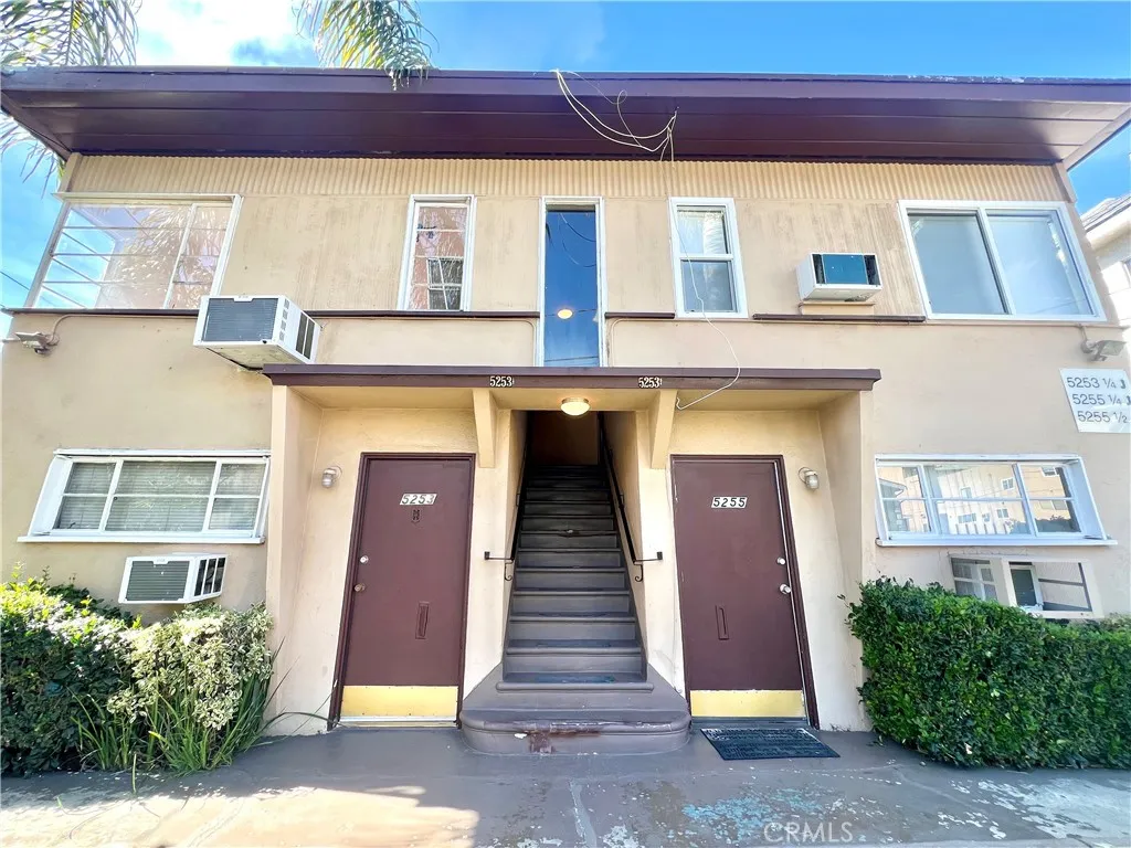 North Hollywood, CA 91601