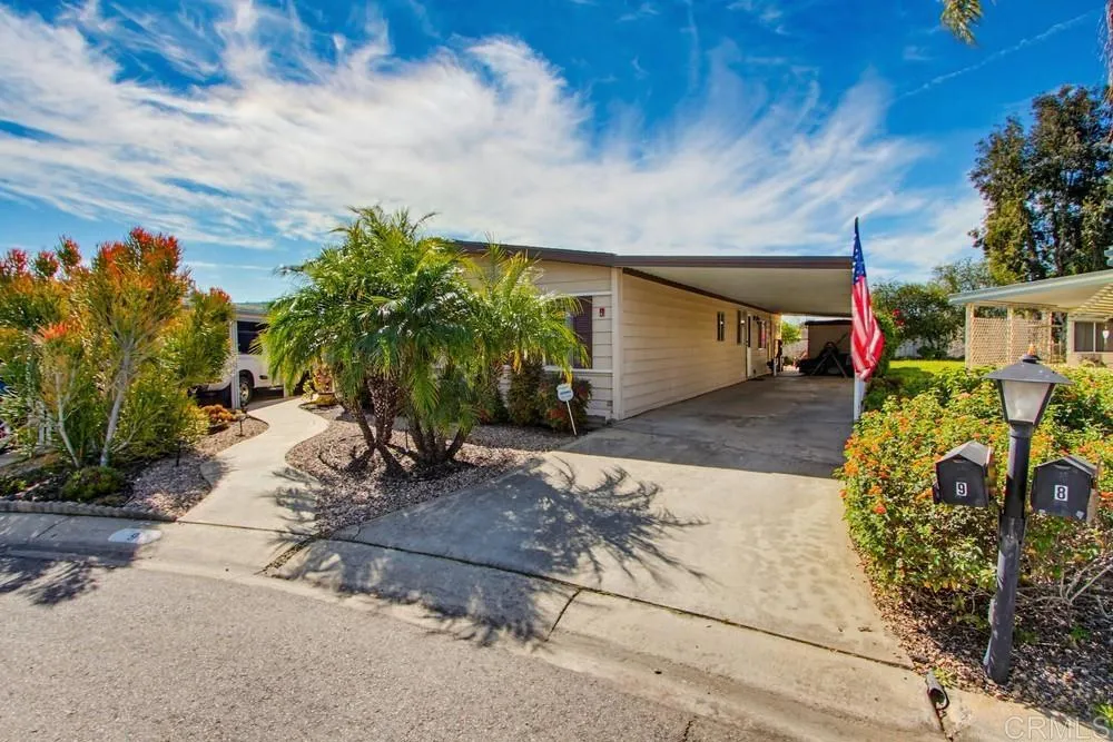https://cdn.realtyfeed.com/cdn/127/306655420/5ff8dc63ba2526f2c4ae338c1aed777c.webp