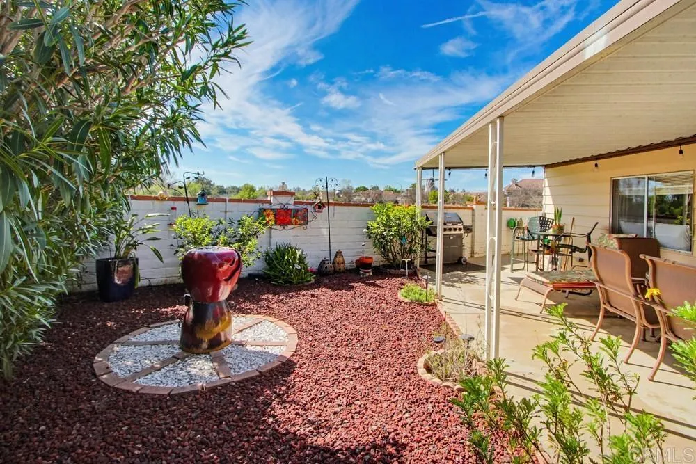 https://cdn.realtyfeed.com/cdn/127/306655420/75207e6f6b47379296e0dde8b1341512.webp