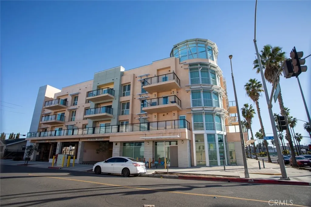 1598 Long Beach Boulevard Unit 305, Long Beach, CA 90813 - Photo 3 of 35, Long Beach, CA