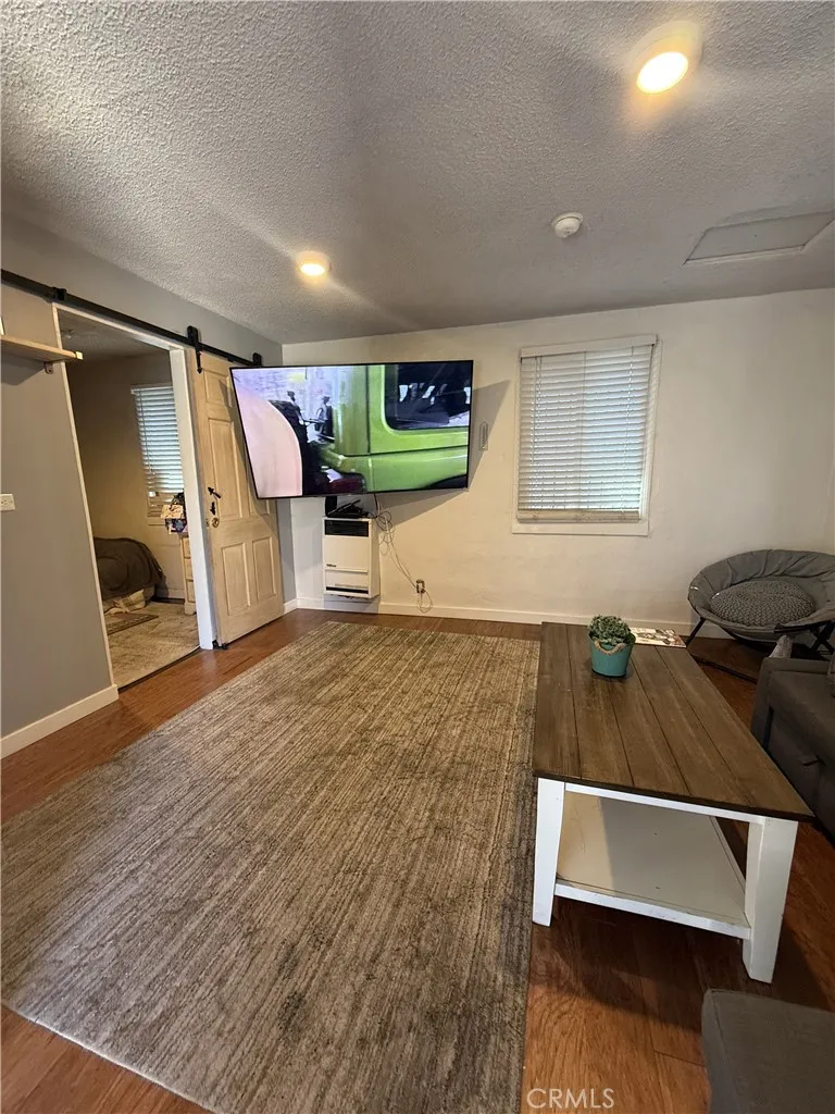 15763 Cottonwood, Victorville, CA 92395 - Photo 4 of 11, Victorville, CA