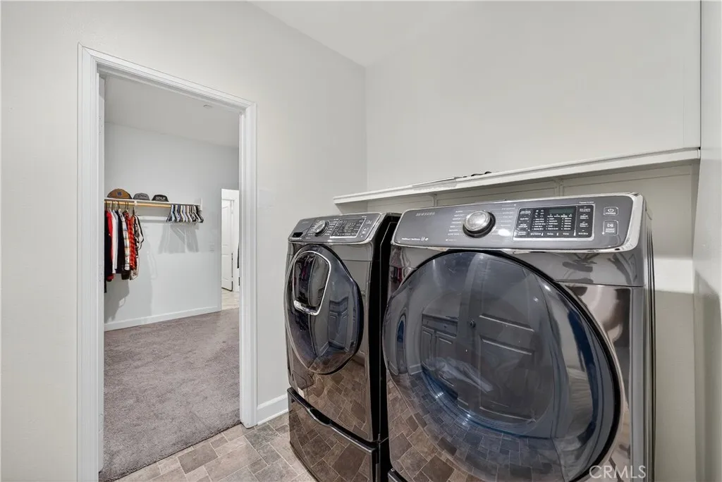 https://cdn.realtyfeed.com/cdn/127/306655512/90c137239576373d78ca5745f2db9982.webp