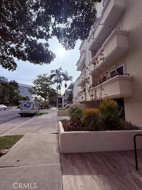 12011 Goshen Unit 104, Los Angeles, CA 90049 - Main photo, Los Angeles, CA