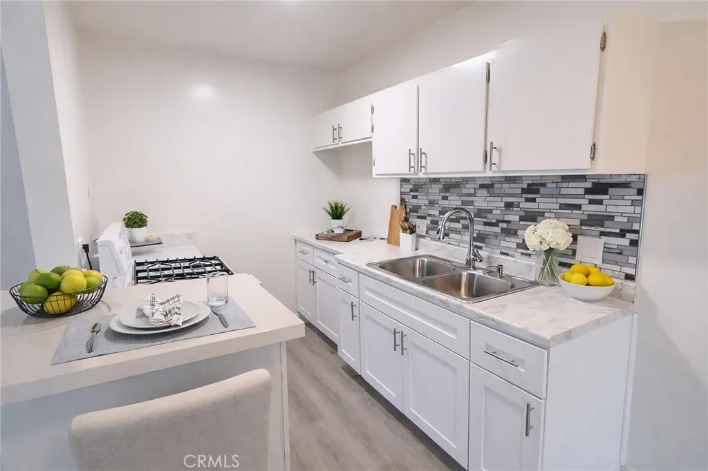 1803 W Sumac Unit C, Anaheim, CA 92804 - Photo 4 of 19, Anaheim, CA