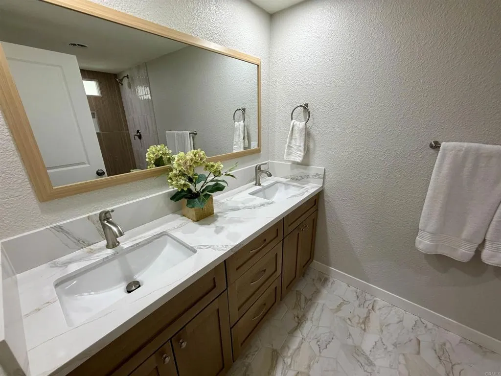 https://cdn.realtyfeed.com/cdn/127/306655746/3ed841a00cf5a81a9c351bf624510568.webp