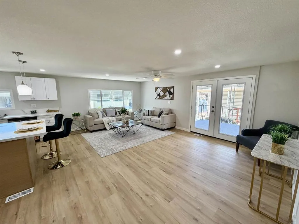 https://cdn.realtyfeed.com/cdn/127/306655746/de4189ed7a578f0f70173afdb8b5fed7.webp