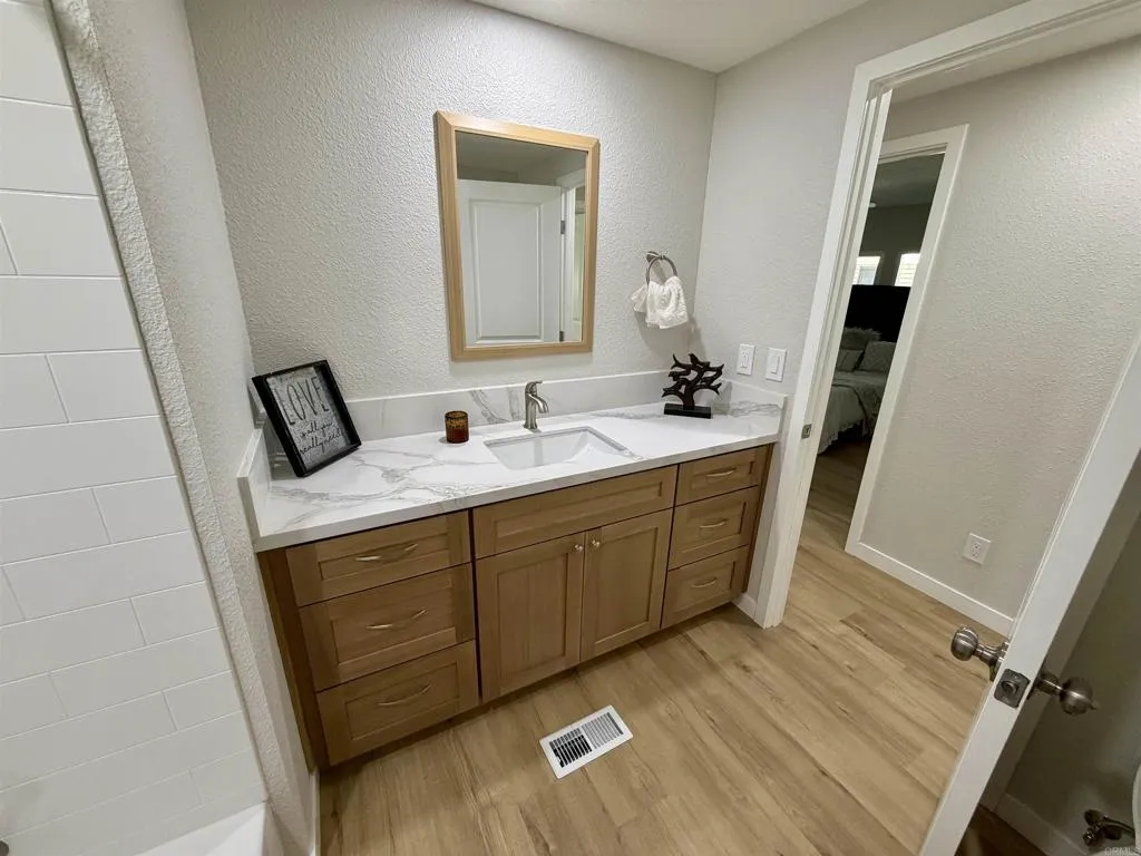 https://cdn.realtyfeed.com/cdn/127/306655746/f0954d249031a6ac97707be6a3826792.webp