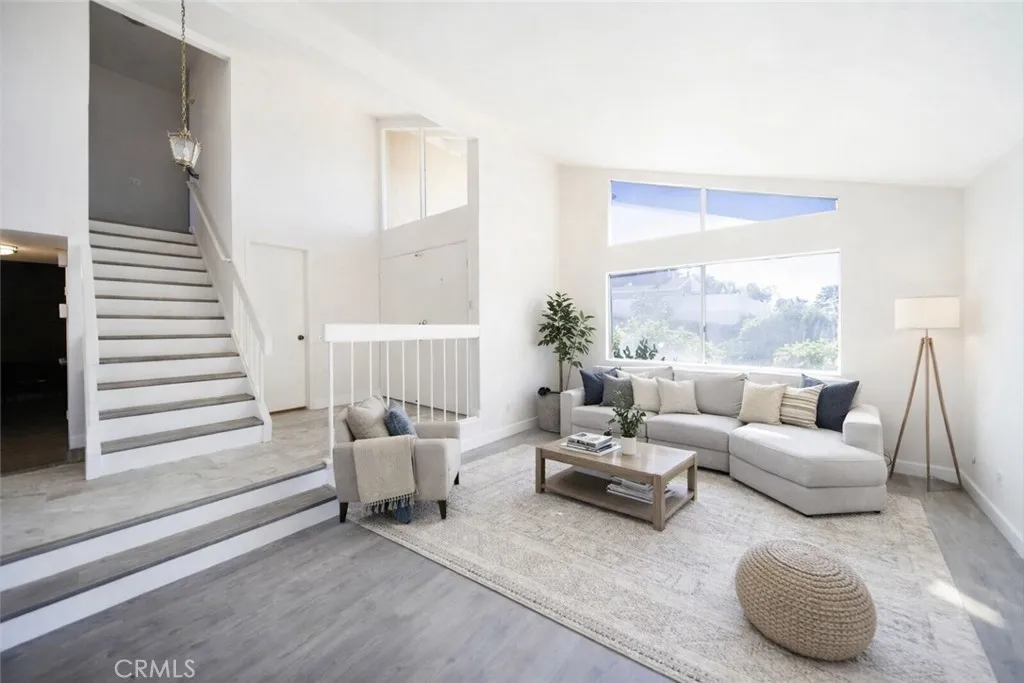 https://cdn.realtyfeed.com/cdn/127/306655829/6470893525937393c96aa39c5fb434b6.webp