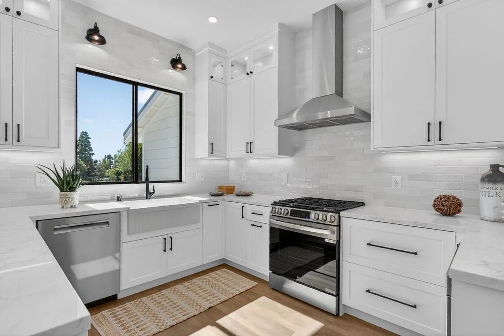 1301 Smokewood Drive, North Tustin, CA, 92705