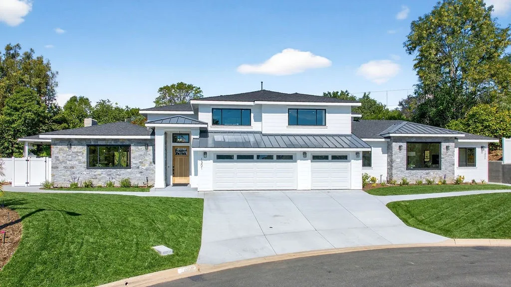 North Tustin, CA 92705