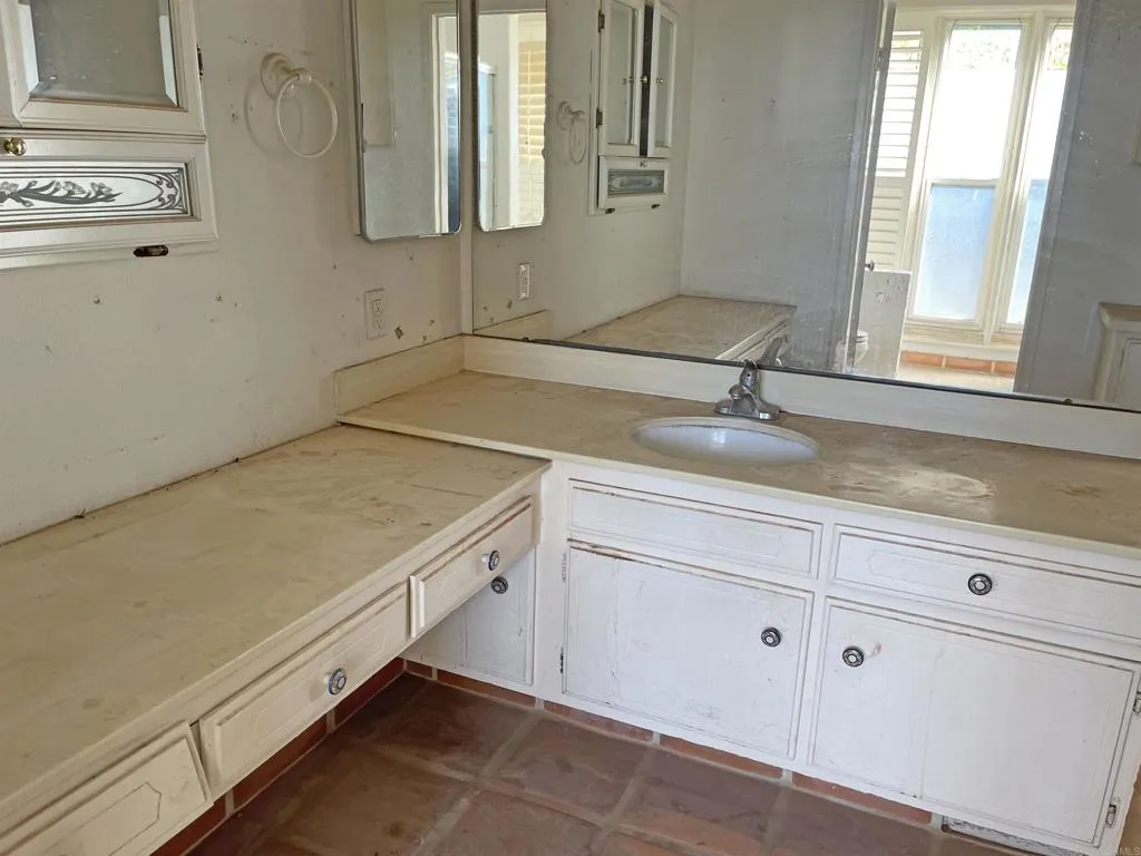 https://cdn.realtyfeed.com/cdn/127/306655930/4fc7b20ab3d461f3617d9bd4673be74f.webp