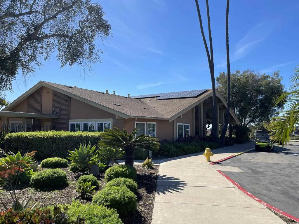 https://cdn.realtyfeed.com/cdn/127/306655930/726fe446fc8819e1b76626586adc3201.webp