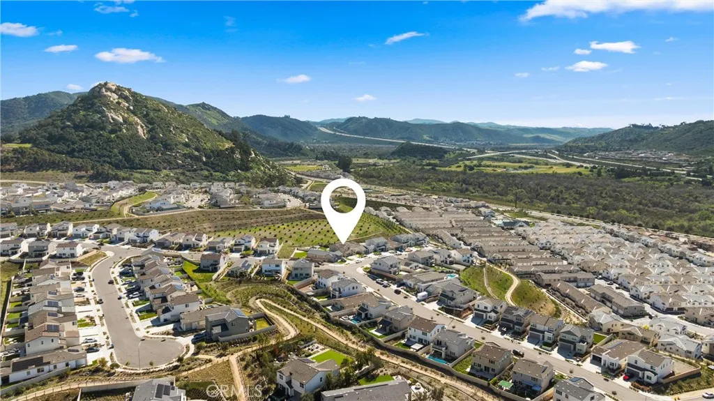 https://cdn.realtyfeed.com/cdn/127/306655936/5bf340047b6dc488f9d80c7d0c5e7f3d.webp