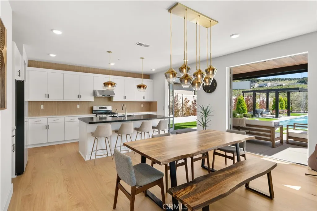 https://cdn.realtyfeed.com/cdn/127/306655936/fa84f1535d9df77b15edcaabe0537b03.webp