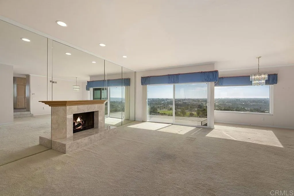https://cdn.realtyfeed.com/cdn/127/306655937/1f99df27fb6be8906d7473c01fab7db8.webp
