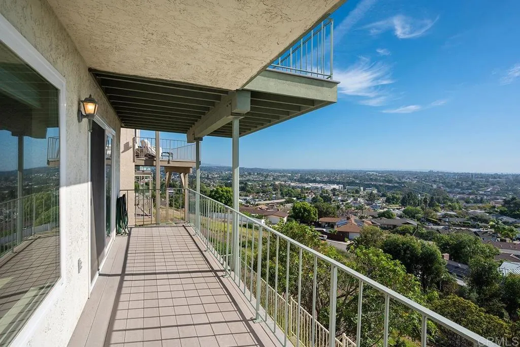 https://cdn.realtyfeed.com/cdn/127/306655937/515edc6cfb9b8c66be7c23c2632cf401.webp