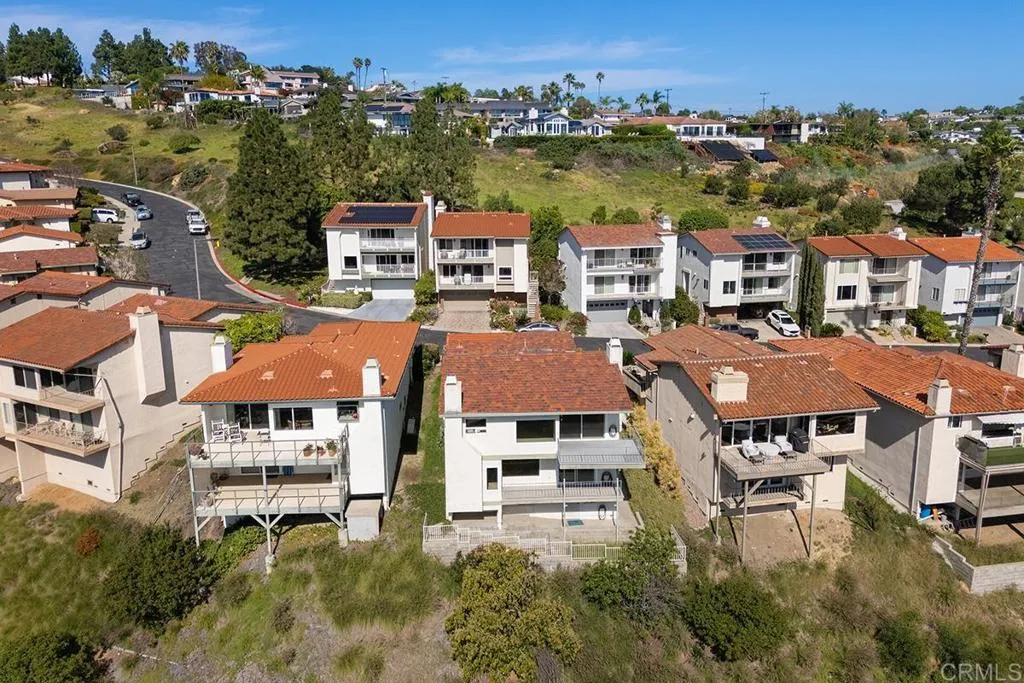 https://cdn.realtyfeed.com/cdn/127/306655937/9fd0f12e12e670adc0e153322dbee850.webp