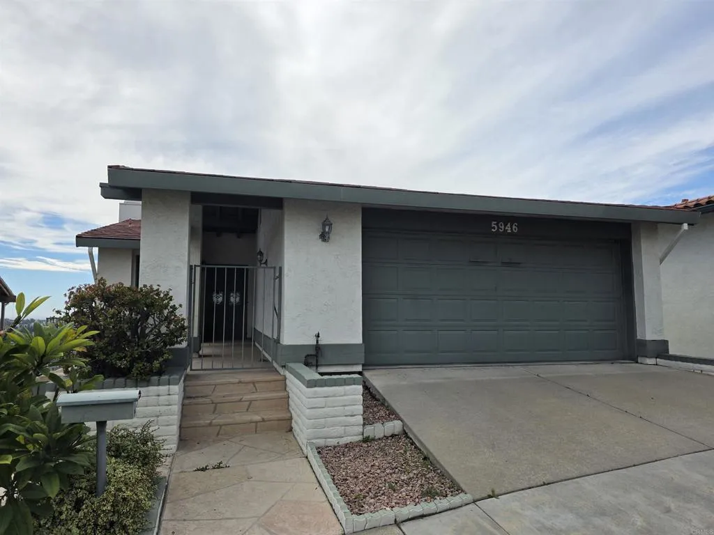 https://cdn.realtyfeed.com/cdn/127/306655937/e0ce9411de389e892baab8ed4511469c.webp
