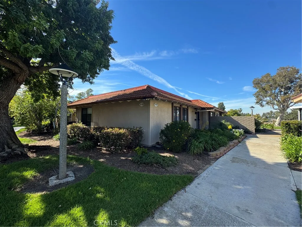 3120 Via Serena North Unit B, Laguna Woods, CA 92637