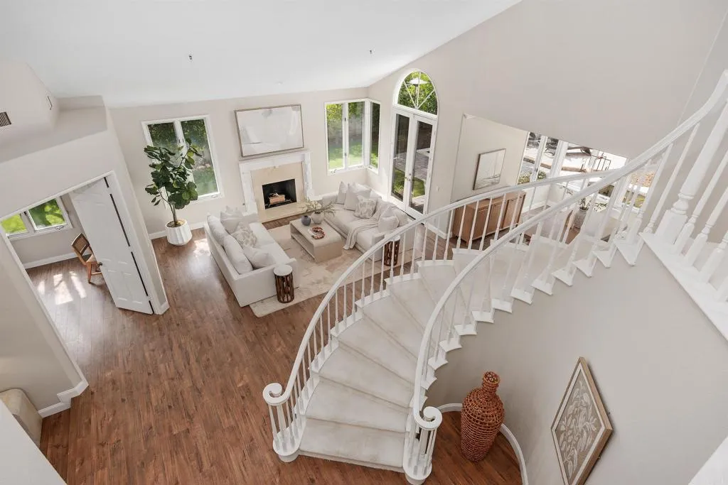 https://cdn.realtyfeed.com/cdn/127/306656044/e82ff38e74a1715ba754f71372077384.webp