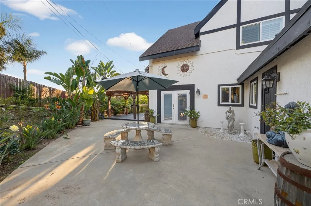 https://cdn.realtyfeed.com/cdn/127/306656107/674cd590cd2e20c86f6952adb21b630c.webp