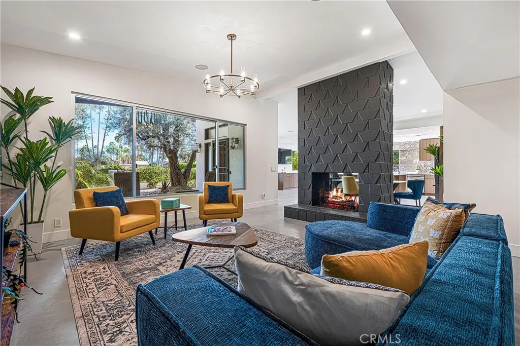 Palm Springs, CA 92264