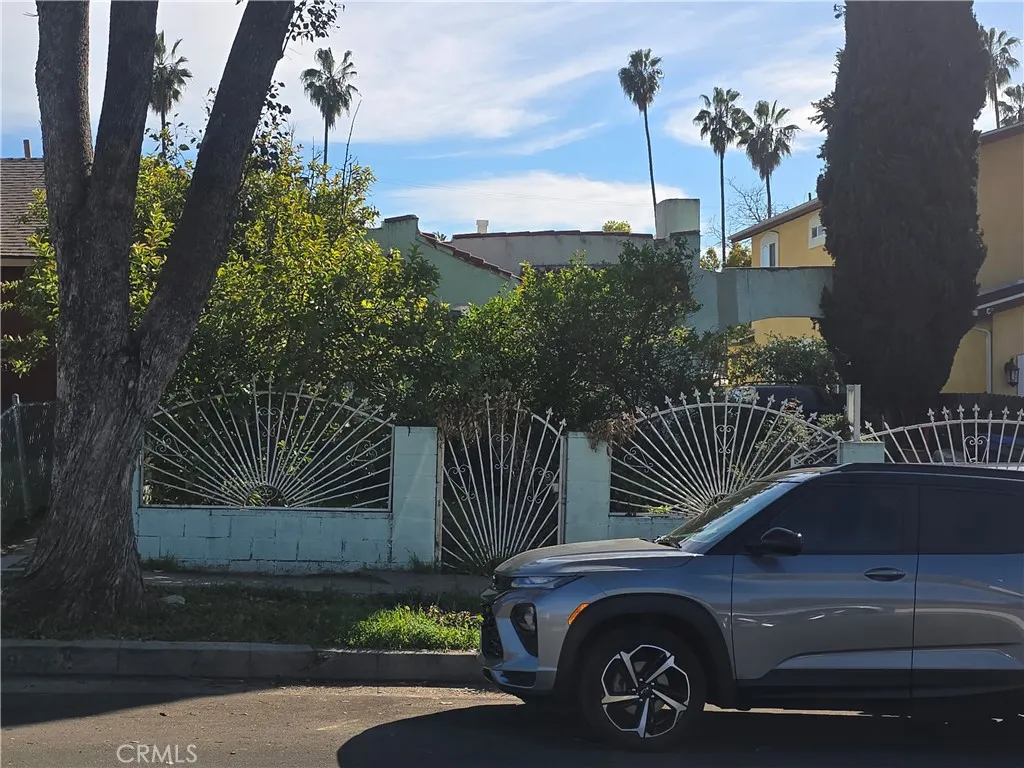 4920 Stratford, Los Angeles, CA 90042 - Photo 2 of 2, Los Angeles, CA